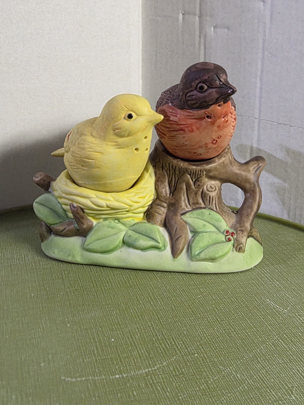 Vintage Birds Salt and Pepper Shakers with Nest Stand